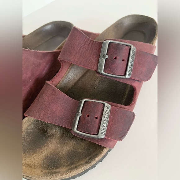 BIRKENSTOCK Maroon size 8/8.5 (40) - Picture 2 of 4